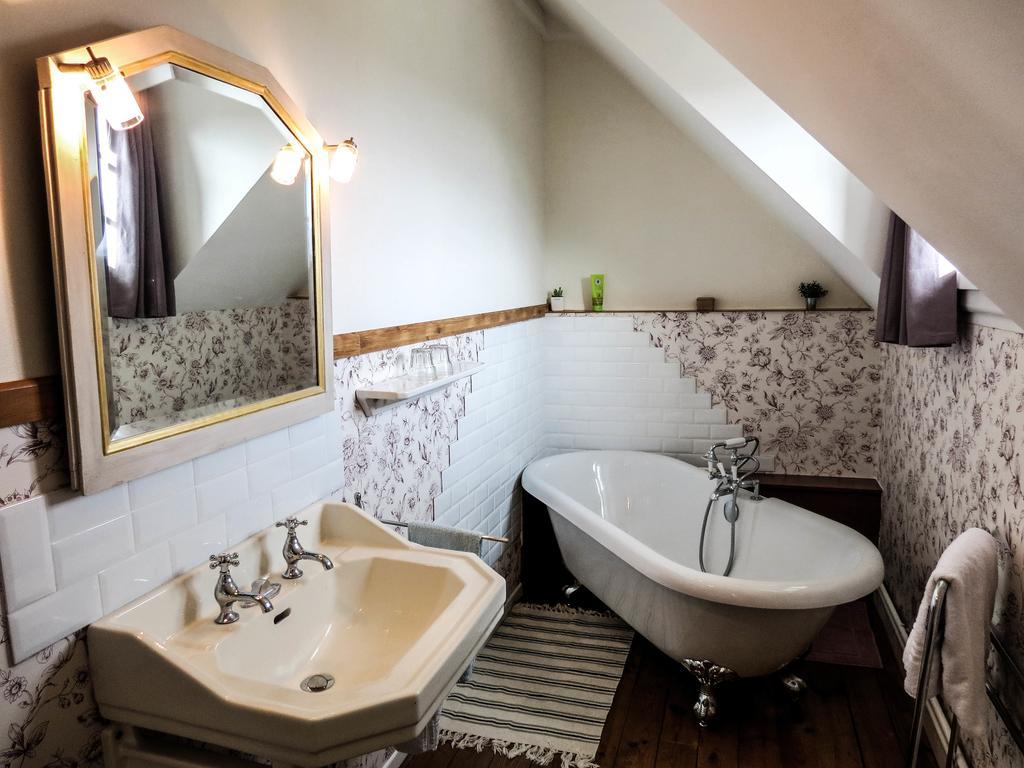 Aloxe-Corton La Passerelle Des Corton B&B الغرفة الصورة