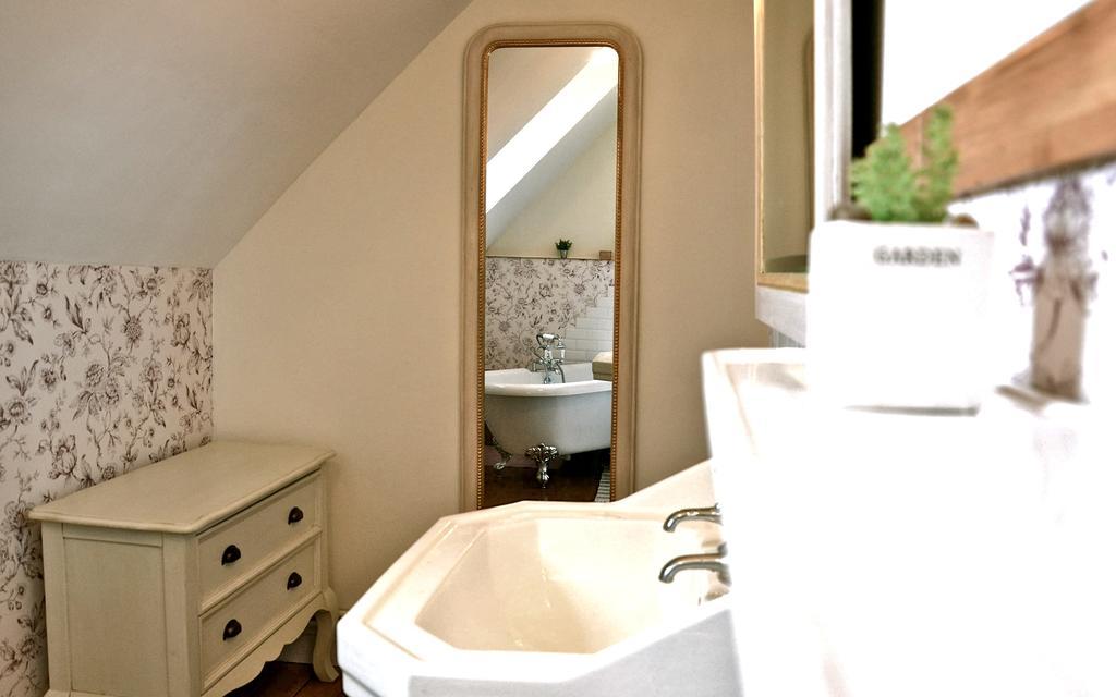Aloxe-Corton La Passerelle Des Corton B&B الغرفة الصورة
